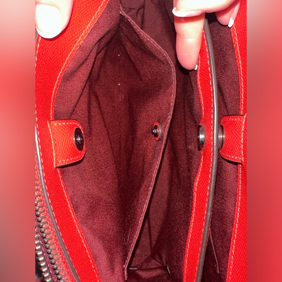 NWOT Coach 2 Way Tote/Crossbody - Picture 9 of 10